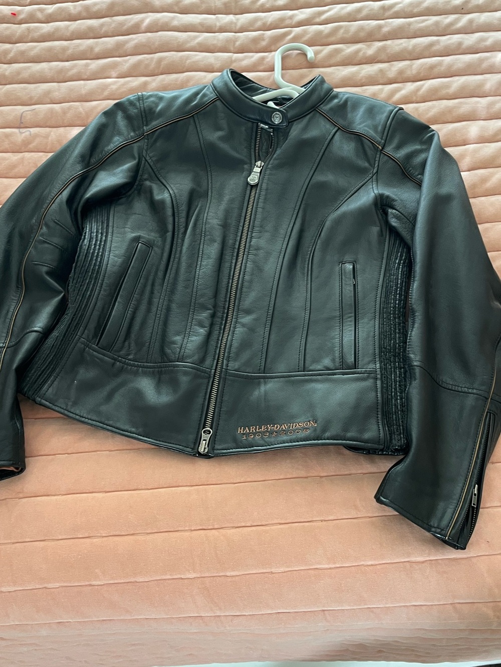 Harley-Davidson Black Leather Bomber Jacket with Subtle Stitching
